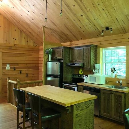 Quiet, Cozy And Comfortable Chalet Val-des-Lacs Bagian luar foto